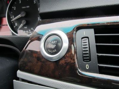 2006 BMW 325  i