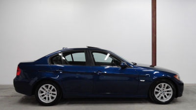 2006 BMW 325  xi