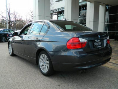 2006 BMW 325  i