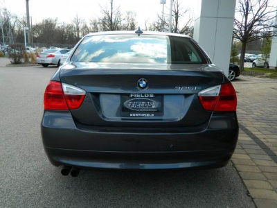 2006 BMW 325  i