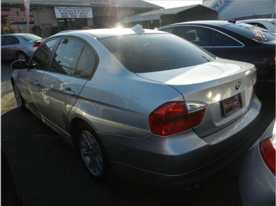 2006 BMW 325 i