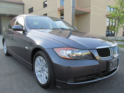 2006 BMW 325  i