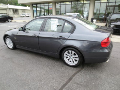 2006 BMW 325  i