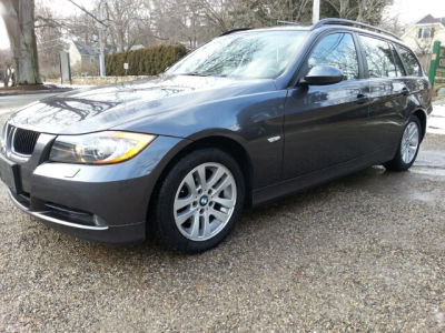 2006 BMW 325  xiT