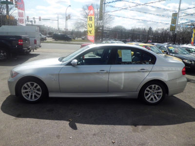 2006 BMW 325  i