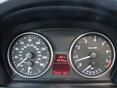 2006 BMW 325 xi
