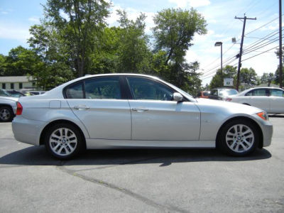 2006 BMW 325  i