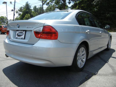 2006 BMW 325  i