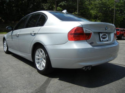 2006 BMW 325  i