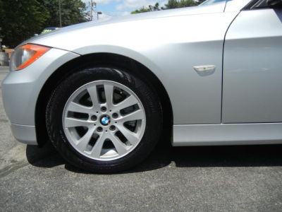 2006 BMW 325  i
