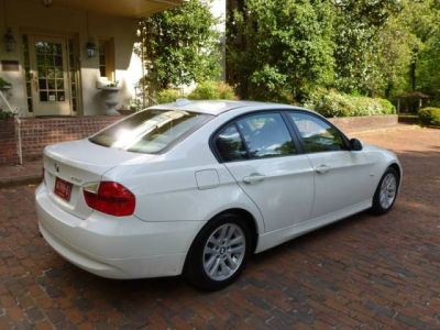 2006 BMW 325  i