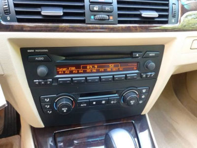 2006 BMW 325  i
