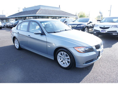 2006 BMW 325  i