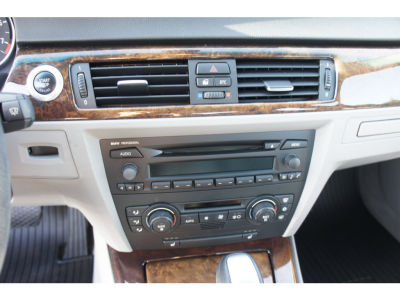 2006 BMW 325  i