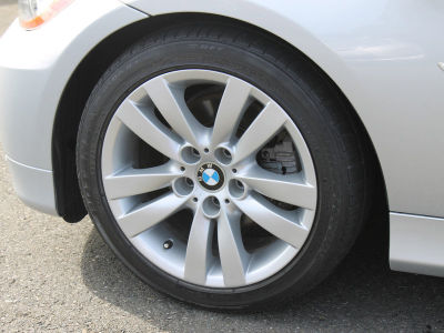2006 BMW 325  i