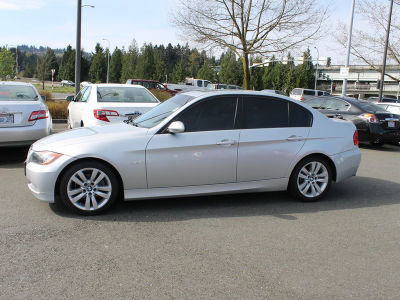 2006 BMW 325  i