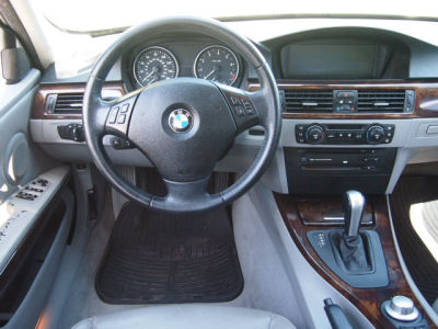 2006 BMW 325 i