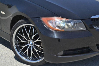 2006 BMW 325  i