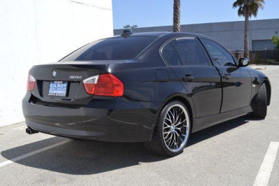 2006 BMW 325  i