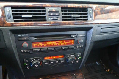 2006 BMW 325  i