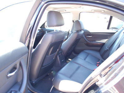 2006 BMW 325  xi