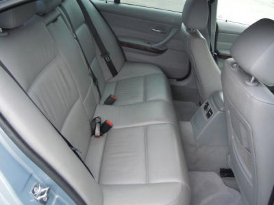 2006 BMW 325 i