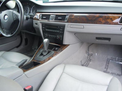 2006 BMW 325 i