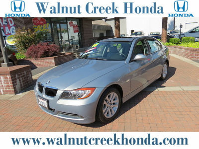 2006 BMW 325 i