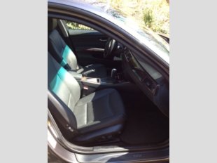 2006 BMW 325  i