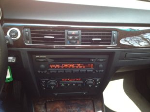 2006 BMW 325  i