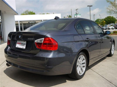 2006 BMW 325  i