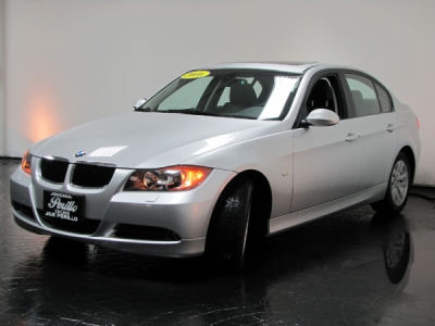 2006 BMW 325  xi