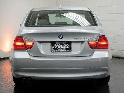 2006 BMW 325  xi
