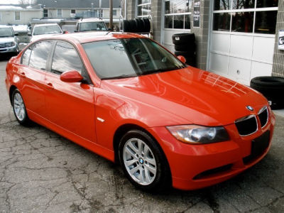 2006 BMW 325  xi