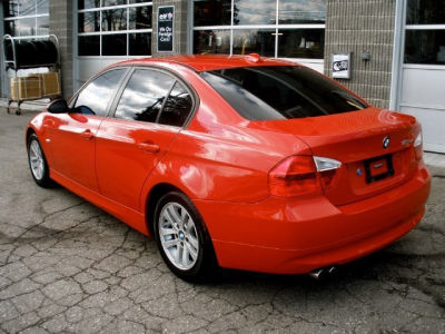 2006 BMW 325  xi