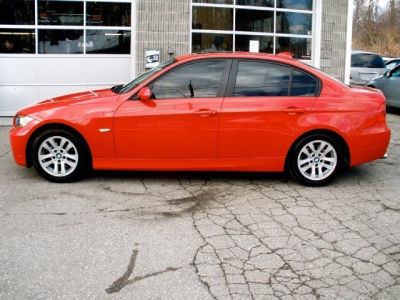 2006 BMW 325  xi