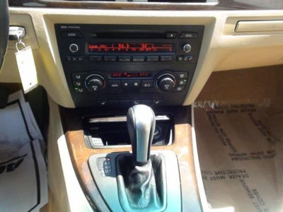 2006 BMW 325  xi