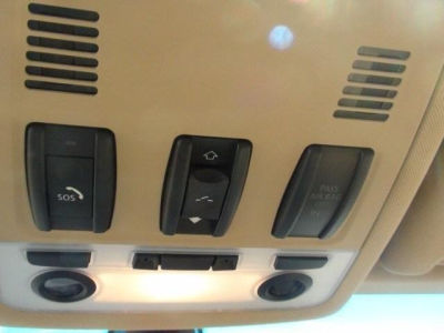 2006 BMW 325  xi