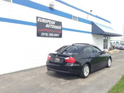 2006 BMW 325  xi