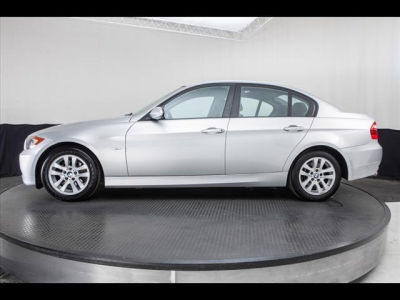 2006 BMW 325  i