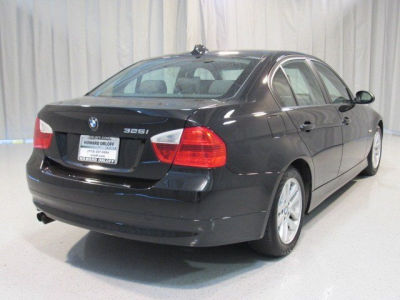 2006 BMW 325  i