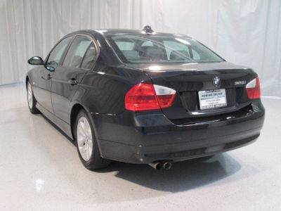 2006 BMW 325  i