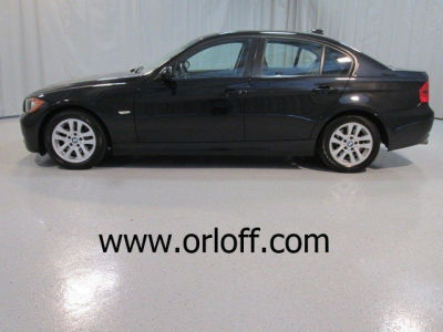 2006 BMW 325  i