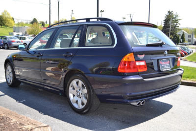 2005 BMW 325 xiT