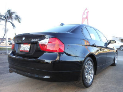 2006 BMW 325  i