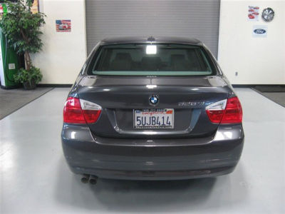 2006 BMW 325  xi