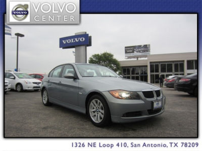 2006 BMW 325  i