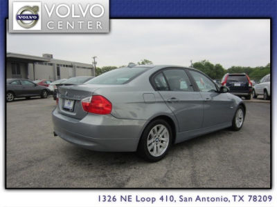 2006 BMW 325 i