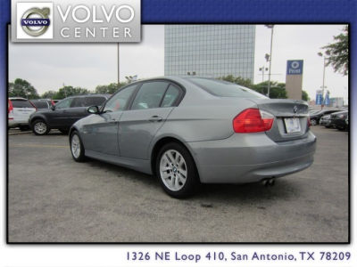 2006 BMW 325 i