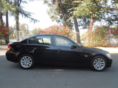 2006 BMW 325  i